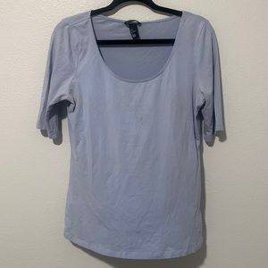 ASO Lydia Martin H&M Basic Tee